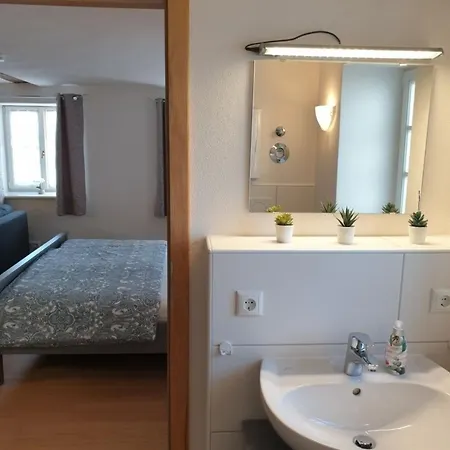 Torhaus - 1 Sonnenblume Apartman Rattelsdorf